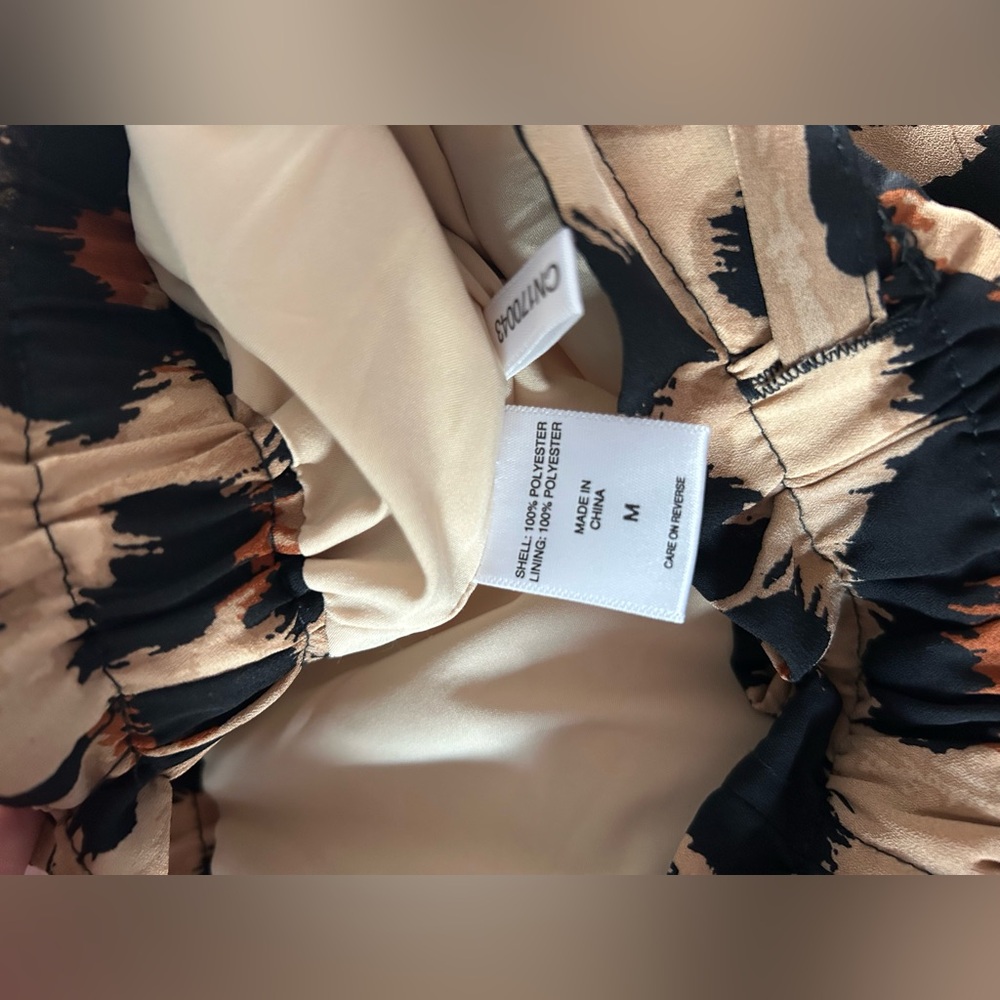 New York & Company Leopard Print Cropped Pants - Picture 5 of 5